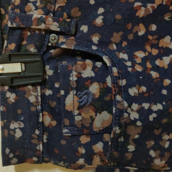 Gloria Vanderbilt Floral Jeans 12 - Picture 2 of 6